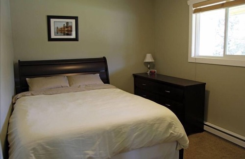 Blind Bay House | Steps from Shuswap Lake 'Blind Bay Vacation Rental'