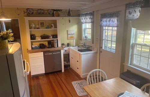 Cedar Bushes Cottage | Steps from the beach, charming cottage Plymouth Ma
