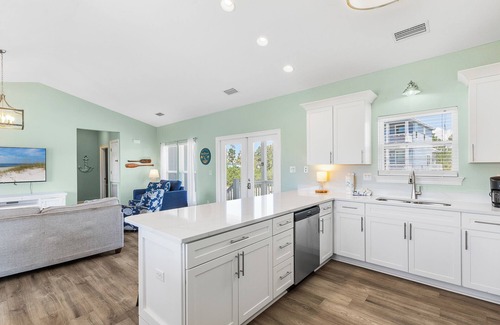 Morgantown House | Steps To Beach, Pool, Balcony Gulf Views, Firepit, Arcade, 4BR House, Morgantown