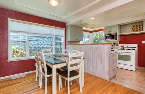 Encinitas House | Steps to Beach/Private Retreat/Outdoor Shower/Beach Gear