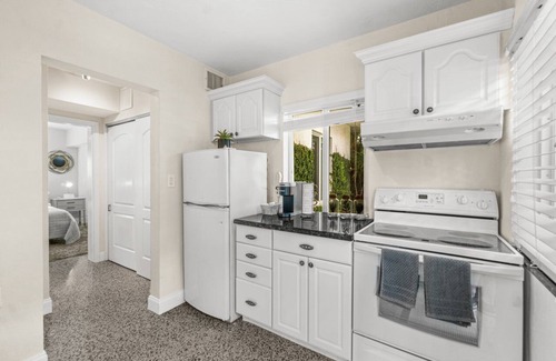Birch Park Finger Streets House | Steps to Beach/Heated Pool/Sugar Key/RESlDENCES