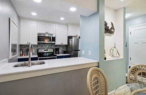 Cassine Village Condo | Steps To Beach Access, Pool, Tennis ~ Seaclusion at Cassine Gardens