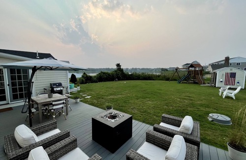 Minot House | Steps to Beach | Walk to Surfside & Minot Beach!