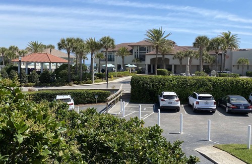 Ponte Vedra Beach Apartment | Steps to private beach in Gated Sawgrass Community! Renovated Condo.