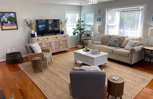 Isle of Palms Apartment | Steps to the beach! Isle of Palms escape!