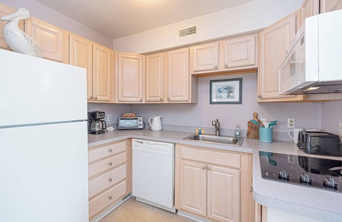 North Ocean City Condo | Steps To The Beach