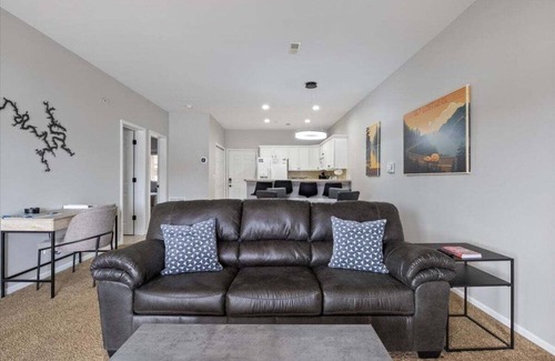 Camdenton Condo | Steps to Water, Serene View, Updated Condo Family Fun w/3 Pools in Camdenton