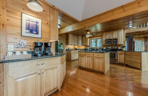 Sautee Nacoochee Cabin | Sterling Lodge - Luxury Mountain View Cabin w/Game Room, Hot Tub, and More