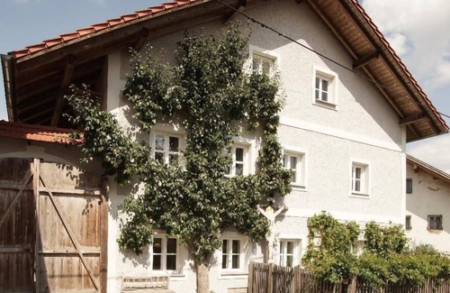 Grafenau Apartment | Stilvolle FeWo mit hochwertiger Küchenzeile für bis zu vier Personen
