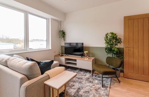 Redhill Apartment | Stirling Apartments by Pay As U Stay