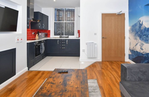 Burslem Apartment | Stoke-On-Trent Flat 8B