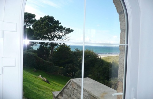 Sainte-Anne-la-Palud House | Stone House in Brittany with Sea Views