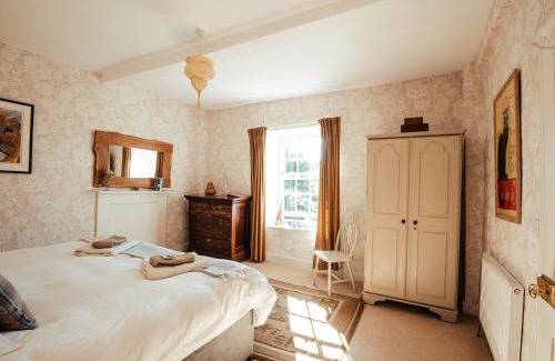Kington Bed & Breakfast | Stone House Wales
