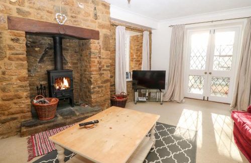 Hook Norton House | Stone Wheel Cottage