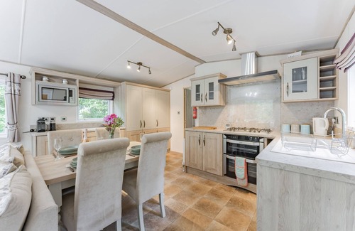 Weybourne Apartment | Stonechat - sleeps 4, High Kelling