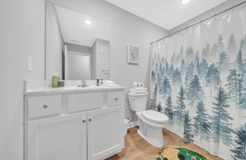 New Albany Apartment | Stonecrest 623, 2bd Apt I Free Parking I Pool