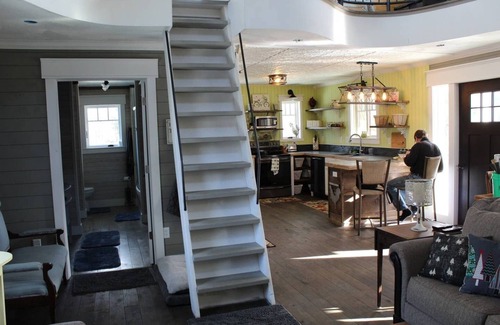 Rice Lake Cottage | Stonehaven Cottages - "The Gatekeeper Cottage"