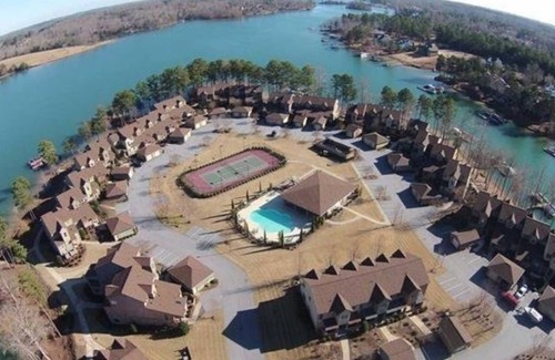 West Union House | Stoneledge at Lake Keowee Luxury Townhome/Resort Amenities, 12 mi from Clemson