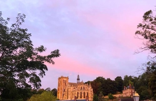 Chaumont-en-Vexin House | Stopover in the city center of Chaumont-en-Vexin