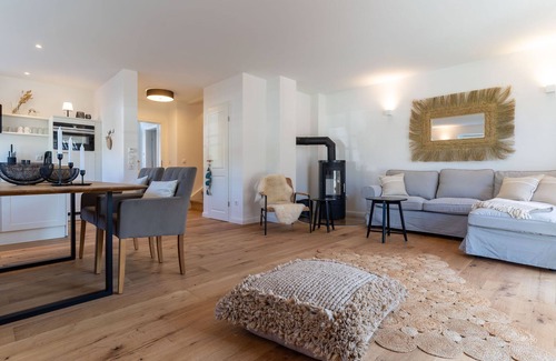 St. Peter-Ording House | Strandhus 1 - beautiful, high-quality thatched house with great facilities!