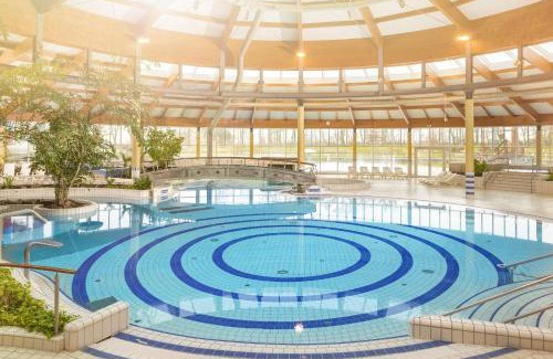 Lobbe Apartment | strandnah mit Balkon, gratis Nutzung vom AHOI Erlebnisbad und Sauna in Sellin - Strandhaus Mönchgut FeWo16