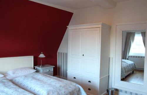 Alt-Travemunde/Ronnau Hotel | Strandperle Lieblingsplatz Hotel