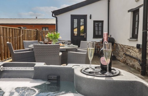 Holsworthy Cottage | STRAWBERRY BANK - PIPISTRELLE, pet friendly in Bridgerule