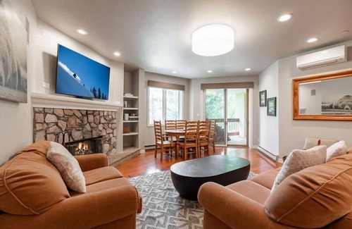 Beaver Creek Condo | Strawberry Park On The Slopes In Beaver Creek Ski-In/Ski-Out