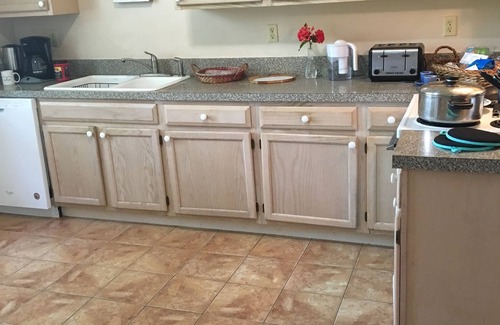 Freeport House | Stress-free Bahamian Vacation Home On The Beach