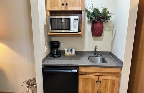 Eagle River Apartment | Studio 113 By Eagle Waters Resort