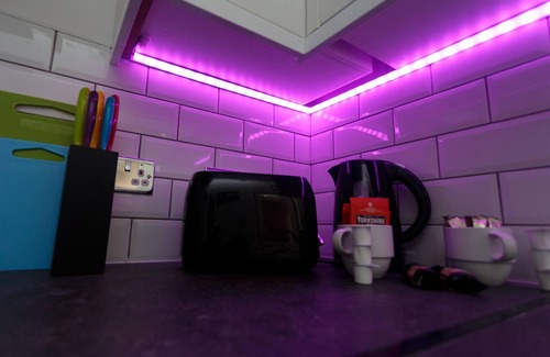 Harehills Apartment | Studio 2 mins walk from St James Hospital