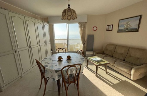 Saint-Jean-de-Monts Apartment | Studio 2 pers, balcon, parking, plage à 200m - FR-1-224C-442