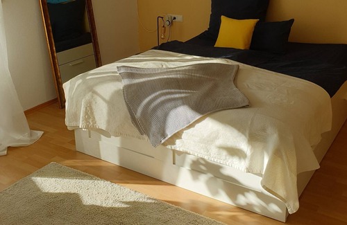 Neuffen Apartment | Studio 22 with pool use, sauna, wood-burning stove and terrace Fitness equipment