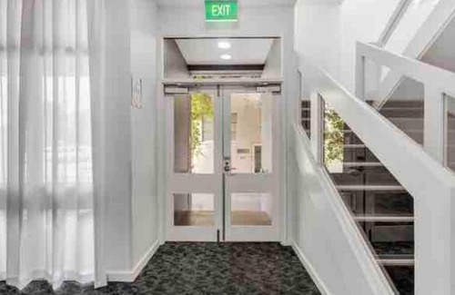 Adelaide Central Business District Apartment | studio 247 gouger in the city ex hotel room 436