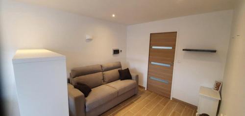 Meze Apartment | Studio 26m2 à 200 mètres de la plage