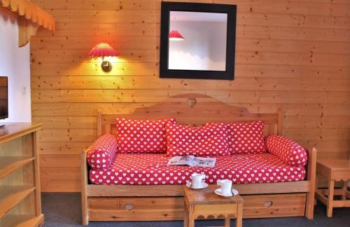 Risoul Apartment | Studio 3 couchages près des pistes, balcon, piscine, sauna, WiFi inclus, casier à ski - Risoul 1850 - FR-1-330-238
