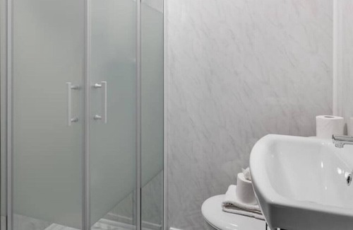 Middlesbrough Apartment | 🌟Studio 4 - City Centre - Free Wifi & Smart TV🌟