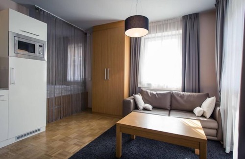Turracher Hohe Apartment | Studio #4 mit Balkon by Interhome