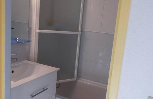 Arette Apartment | Studio 4 pers. au pied des pistes avec balcon - Arette - FR-1-602-7