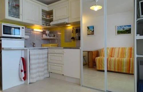 Arette Apartment | Studio 4 pers. au pied des pistes avec balcon - Arette - FR-1-602-7