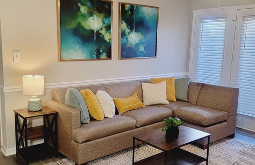 Pine Forest Apartment | Studio 409 ~ Ground Floor Access, High-Speed Internet