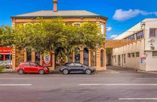Adelaide Central Business District Apartment | studio 436/247 gouger in the city ex hotel room