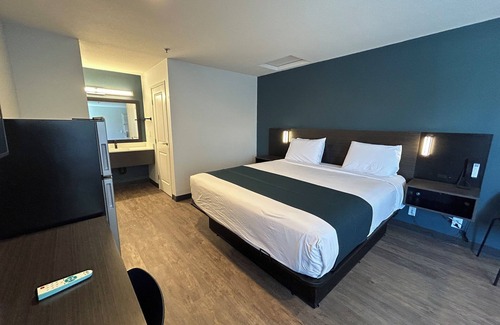 Lake Elsinore Hotel | Studio 6 Lake Elsinore, Ca
