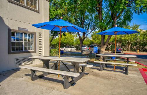 Deer Valley Hotel | Studio 6-Phoenix, AZ - Deer Valley
