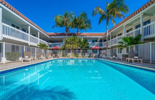 Carpinteria Hotel | Studio 6 Suites Carpinteria, CA Santa Barbara South