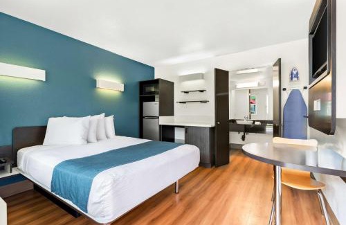 Carpinteria Hotel | Studio 6 Suites Carpinteria, CA Santa Barbara South