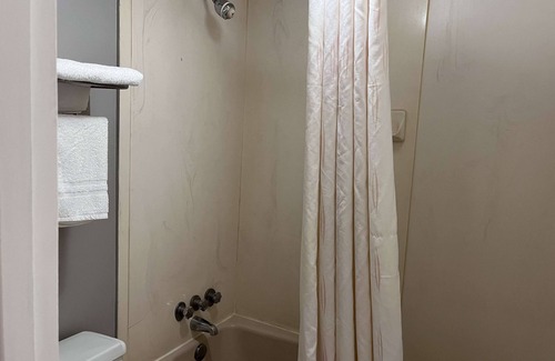 Perry Hotel | Studio 6 Suites Perry, GA