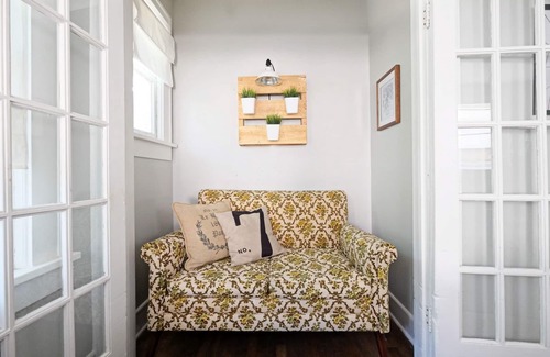 Lower Greenville Apartment | Studio 7 + Lower Greenville