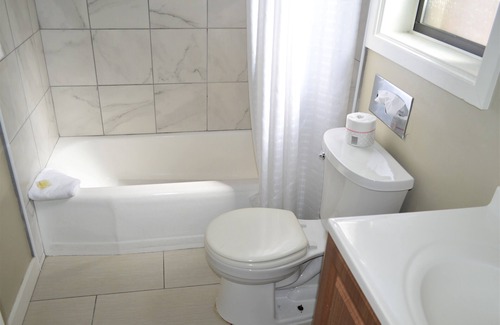 Fort Bragg Hotel | Studio 9 Fort Bragg, LLC.