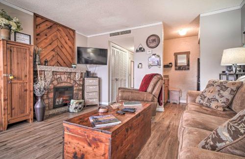 Chalet Village Apartment | Studio about 3 Mi to Great Smoky Mountain Natl Park!